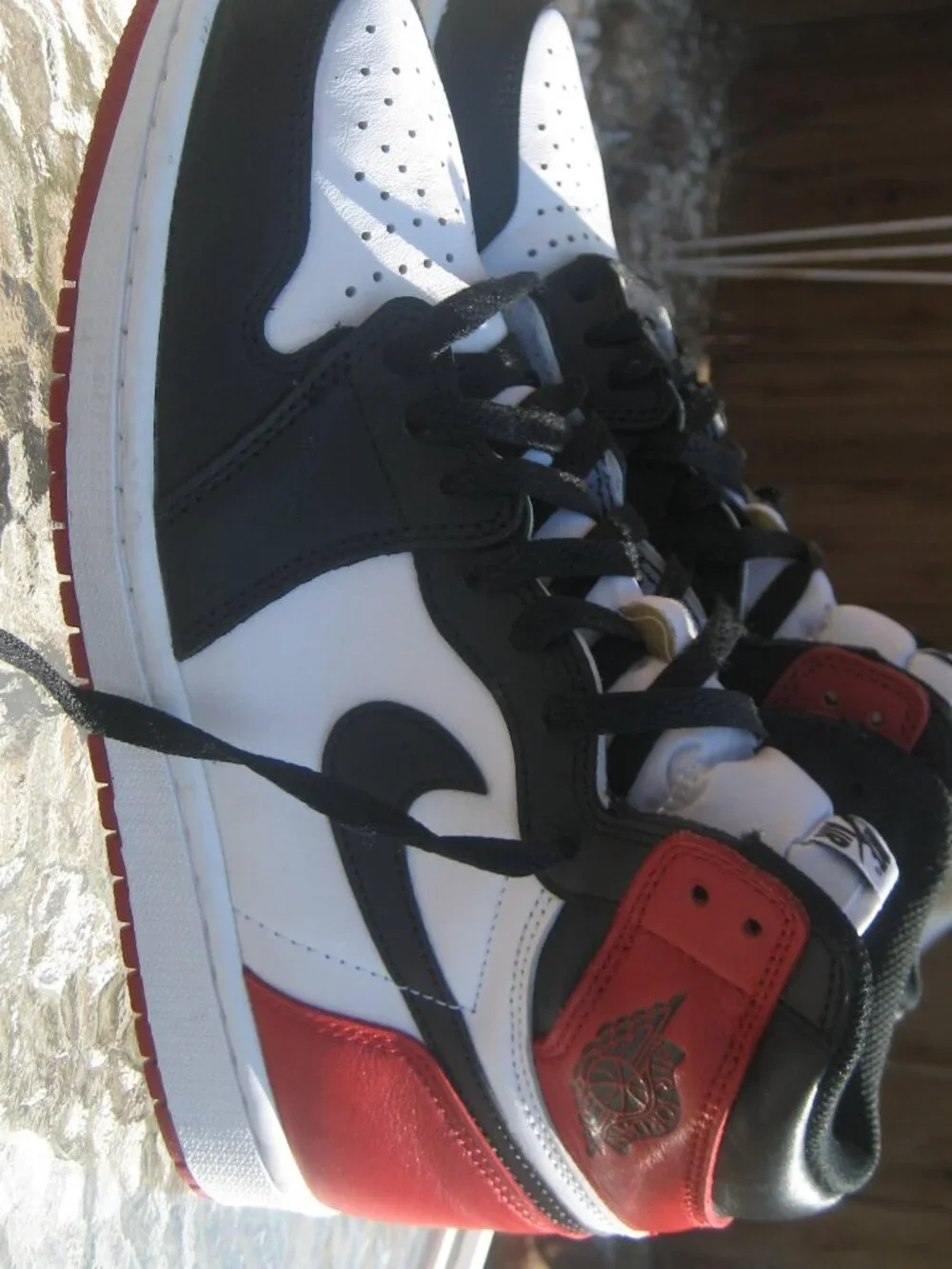 Men's Nike Air Jordan 1 High Retro OG Black Toe 2016 Size 9.5 Retro 555088-125